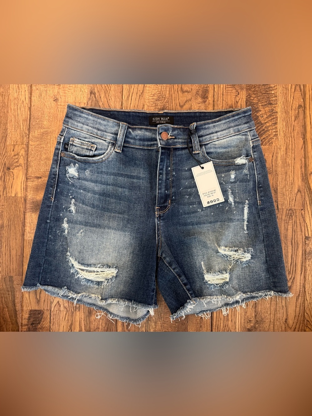 NWT Judy Blue Denim Shorts Bleach Splash Women's Size XL DD